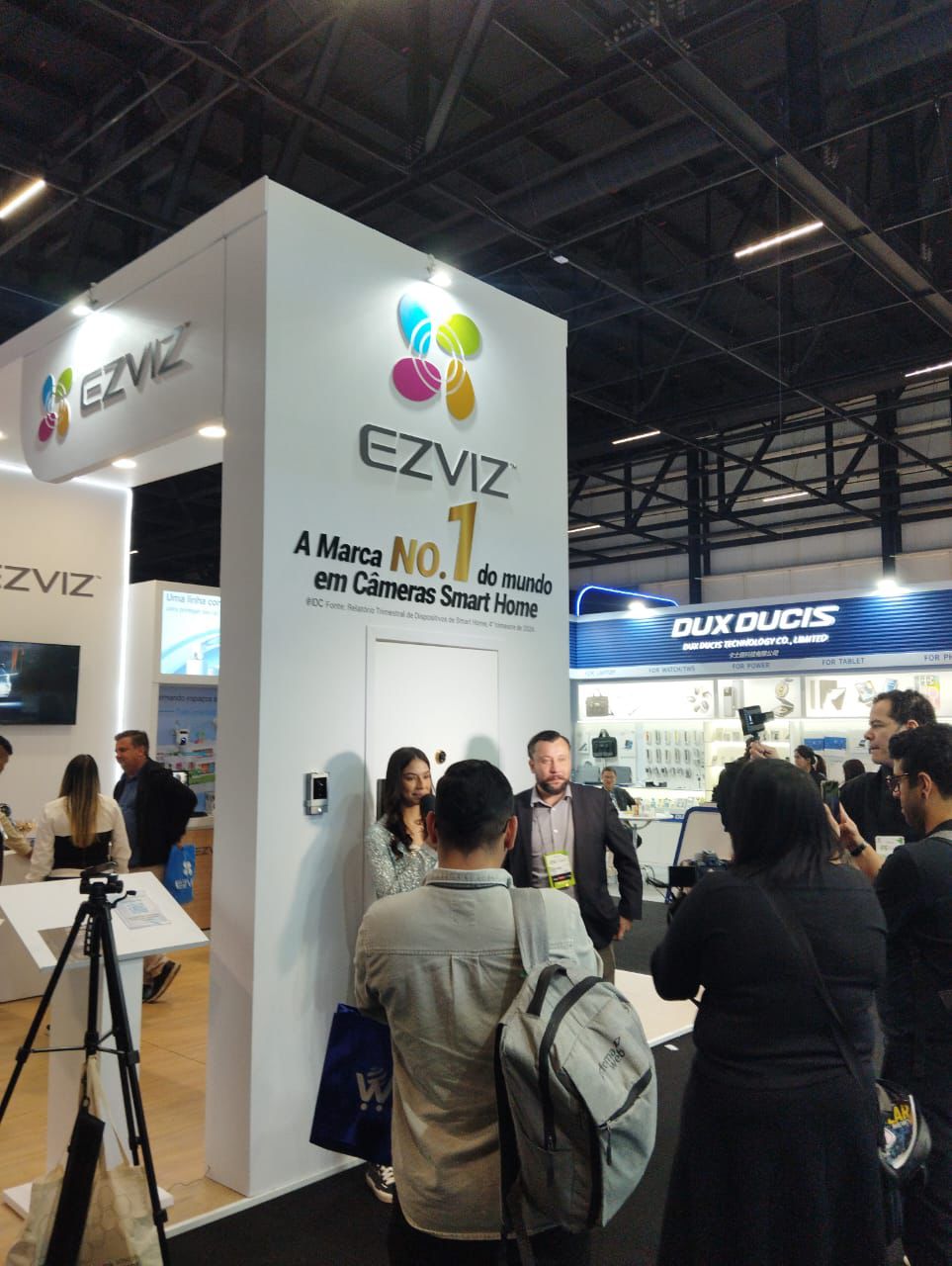 6e9d28fe-1a2b-487d-becd-da36ca80bcd3